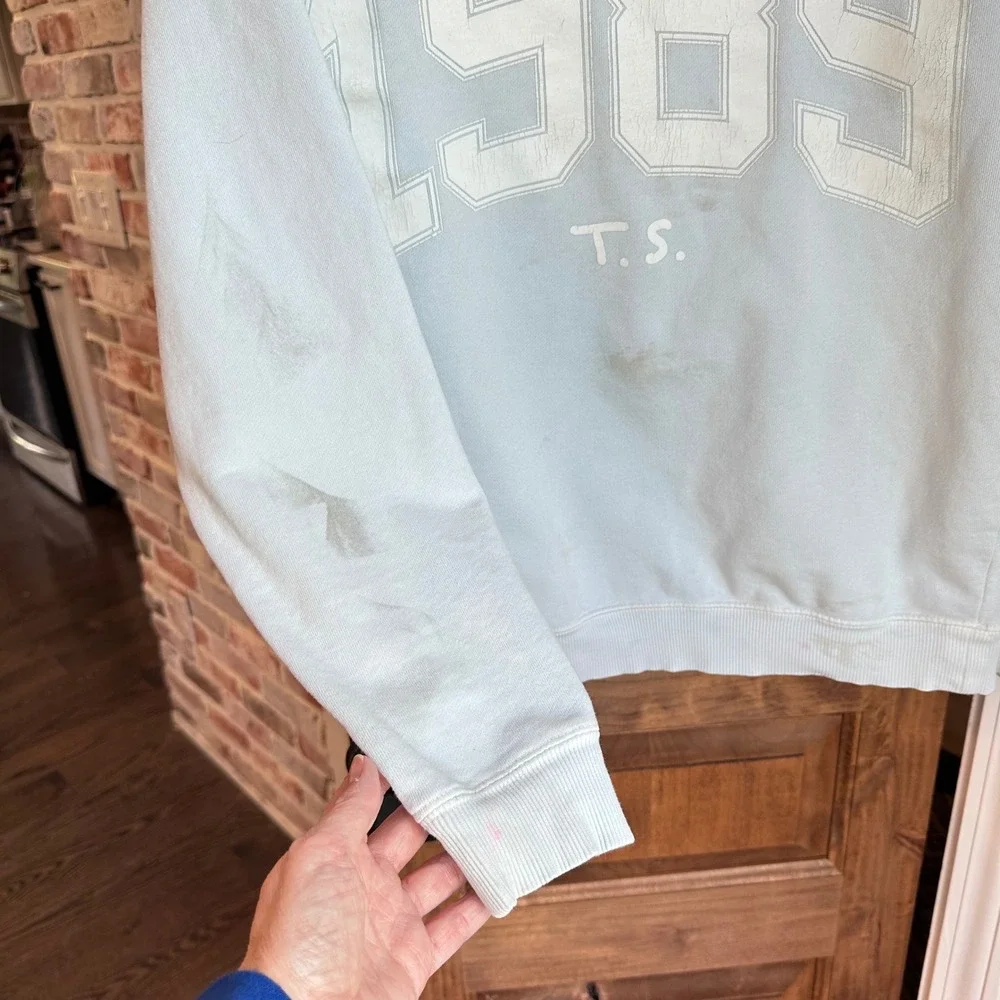Taylor Swift 1989 Sweatshirt Women Small Blue Crew Neck Graphic Pullover FLAWS - Picture 3 of 10